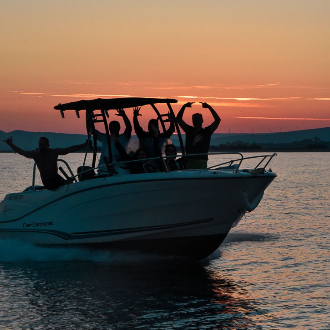 Club de bateau Marseille, animations